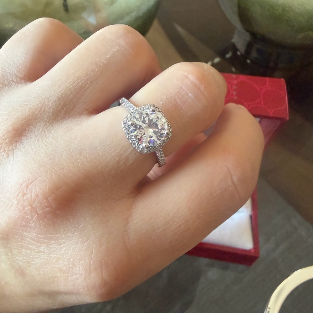 Elegant sterling silver 925 ring